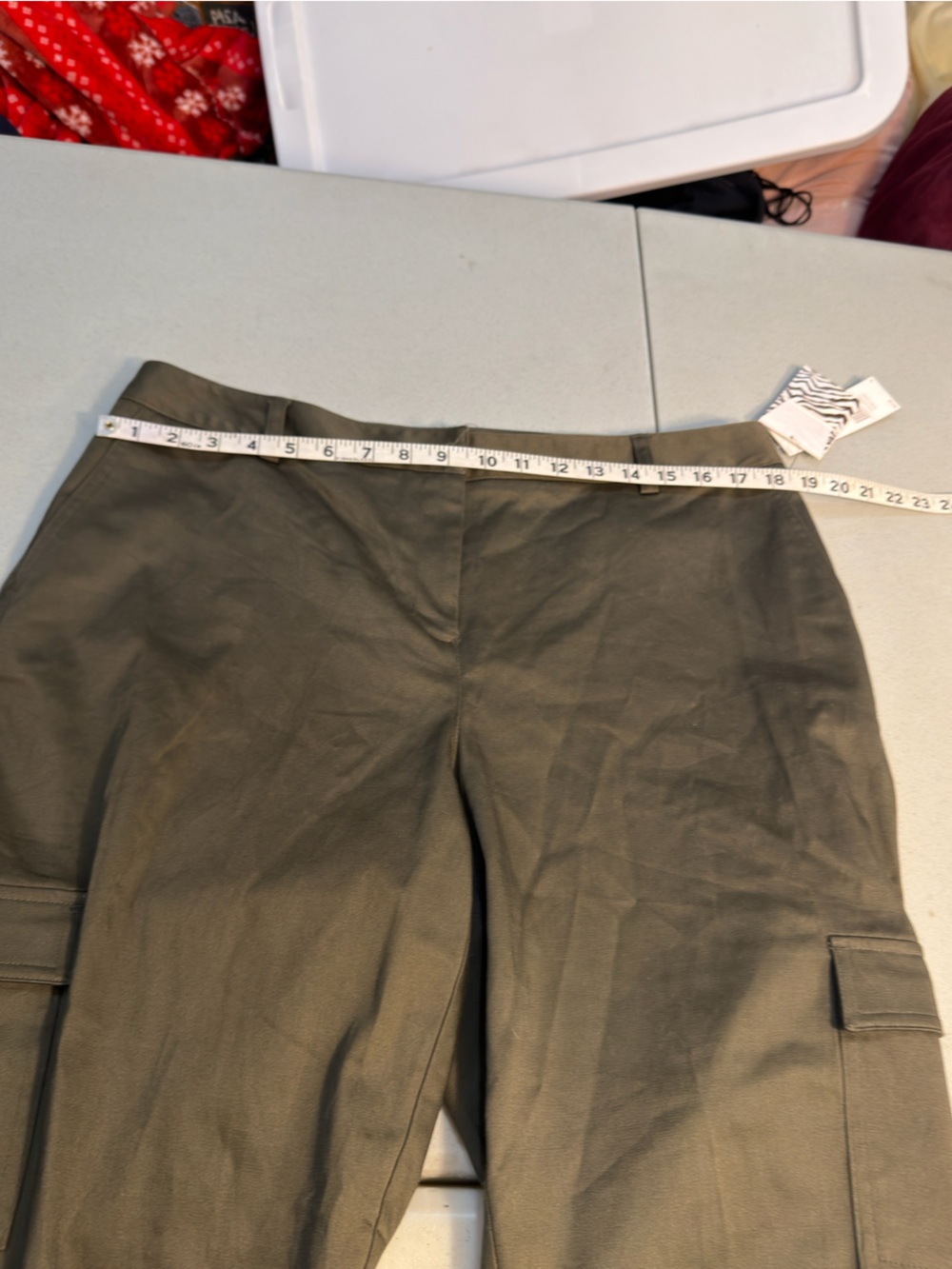 Dana Buchman Classic Cargo Crop Pants - Olive size 16 NWT - Picture 6 of 9